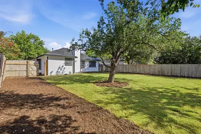 812 Honeysuckle Drive, Leander, TX 78641 - Photo 28