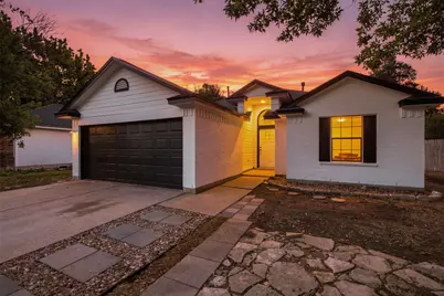 812 Honeysuckle Drive, Leander, TX 78641 - Photo 2