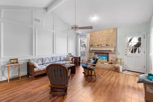 8401 Greenflint Ln, Austin, TX 78759 - Photo 8