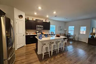 380 Mendoza, Kyle, TX 78640 - Photo 16