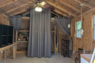 1109 Spur St, Austin, TX 78721 - Photo 28