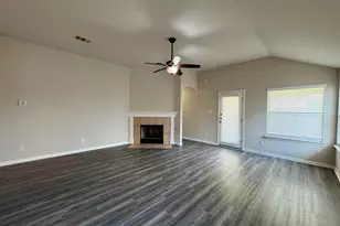 285 Amber Ash Dr, Kyle, TX 78640 - Photo 10