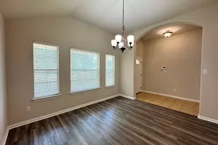 285 Amber Ash Dr, Kyle, TX 78640 - Photo 6