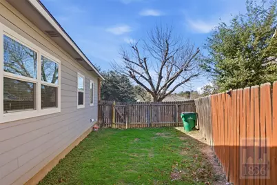 2104 Cervin Boulevard, Austin, TX 78728 - Photo 20