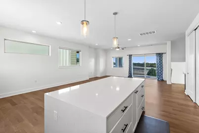 5315 La Crosse Avenue #16, Austin, TX 78739 - Photo 8