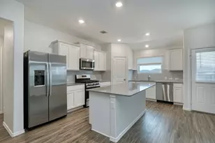 205 Arnage Dr, Hutto, TX 78634 - Photo 4