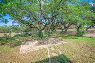 2312 MacArthur Ave, Lago Vista, TX 78645 - Photo 34