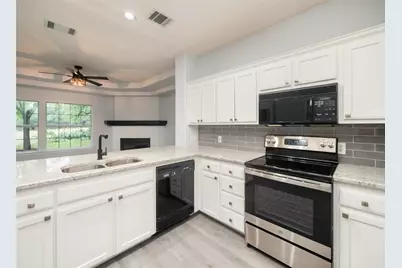 2312 Mac Arthur Avenue, Lago Vista, TX 78645 - Photo 16