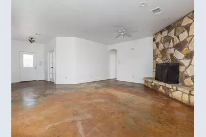 2610 Fm 3061, Thorndale, TX 76577 - Photo 8