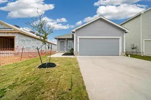 23437 Firelight Dr, Elgin, TX 78621 - Photo 2