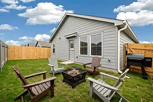 23437 Firelight Dr, Elgin, TX 78621 - Photo 30