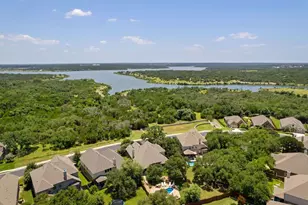 2036 Limestone Lake Dr, Georgetown, TX 78633 - Photo 38