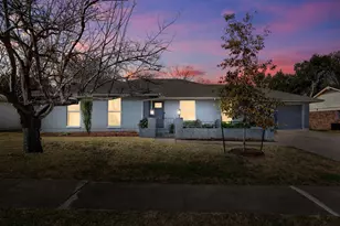 6400 Blarwood Dr, Austin, TX 78745 - Photo 2