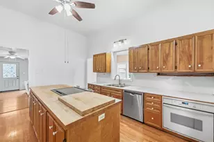 2102 Staples Rd, San Marcos, TX 78666 - Photo 10