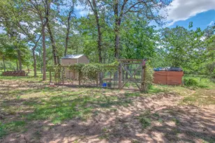 153 Ironstone Rd, Smithville, TX 78957 - Photo 34