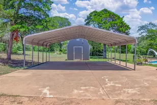 153 Ironstone Rd, Smithville, TX 78957 - Photo 36