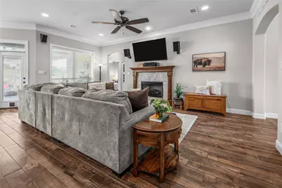 9600 Shadow Creek Trail, Bryan, TX 77808 - Photo 8
