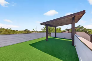 2204 E 13th St, Austin, TX 78702 - Photo 22
