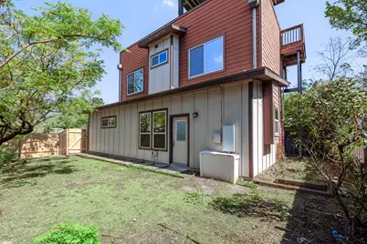 2204 E 13th Street #B, Austin, TX 78702 - Photo 6
