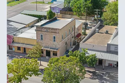 107 W Center Street, Kyle, TX 78640 - Photo 2