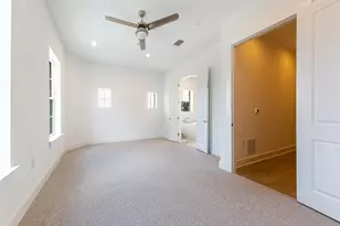 1201 Shore District Dr, Austin, TX 78741 - Photo 14