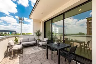1201 Shore District Dr, Austin, TX 78741 - Photo 1