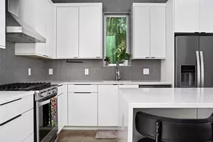 2605 S 2nd St, Austin, TX 78704 - Photo 8
