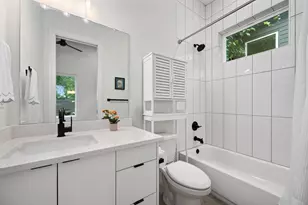 2605 S 2nd St, Austin, TX 78704 - Photo 32