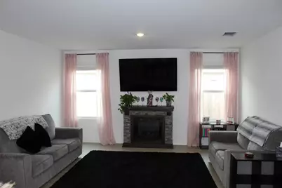 205 Marty Allen Loop, Jarrell, TX 76537 - Photo 4