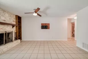 12015 Carmel Park Ln, Austin, TX 78727 - Photo 6