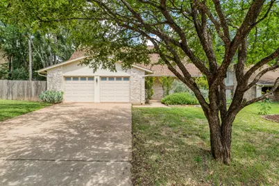 12015 Carmel Park Lane, Austin, TX 78727 - Photo 2