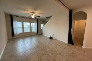 3917 Alpine Autumn Dr, Austin, TX 78744 - Photo 10