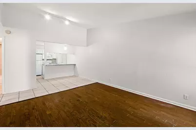 2708 S 1st Street #205, Austin, TX 78704 - Photo 8