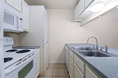 2708 S 1st Street #205, Austin, TX 78704 - Photo 14