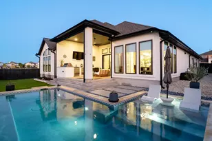 1105 Joe Carson Dr, Leander, TX 78641 - Photo 32