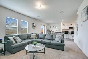 19620 Cloudy Bay Dr, Pflugerville, TX 78660 - Photo 4