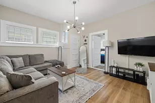 2503 Gonzales St, Austin, TX 78702 - Photo 2