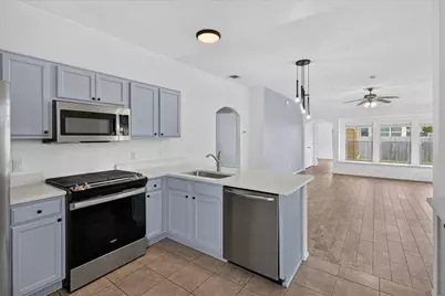 15111 Parrish Lane, Austin, TX 78725 - Photo 12