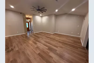 103 Windmill Cove, Georgetown, TX 78628 - Photo 4