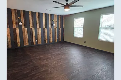 17721 Somerville Court, Elgin, TX 78621 - Photo 2