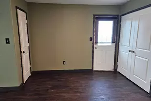 17721 Somerville Ct, Elgin, TX 78621 - Photo 6