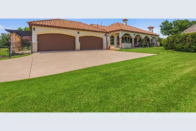 816 Brave Face Street, Leander, TX 78641 - Photo 32