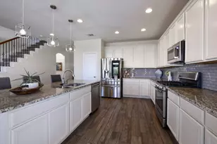 521 Middle Brook Dr, Leander, TX 78641 - Photo 6