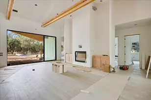 410 Shady Tree Dr, Georgetown, TX 78633 - Photo 4