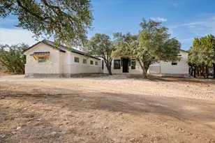 410 Shady Tree Dr, Georgetown, TX 78633 - Photo 2