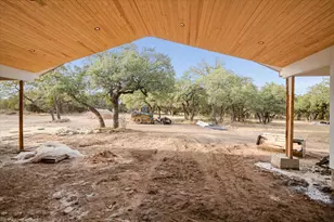 410 Shady Tree Dr, Georgetown, TX 78633 - Photo 6