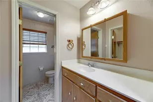 6402 Santos St, Austin, TX 78741 - Photo 16