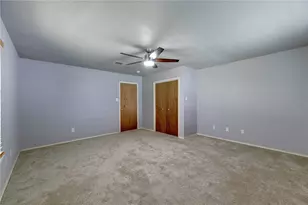 6402 Santos St, Austin, TX 78741 - Photo 14