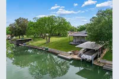 119 Robin Road, Marble Falls, TX 78654 - Photo 2