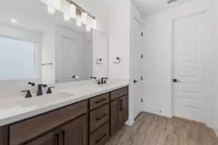1102 Sage Thrasher Cir, Dripping Springs, TX 78620 - Photo 8